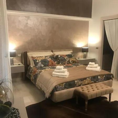 Via Roma 12 Πανσιόν 4*