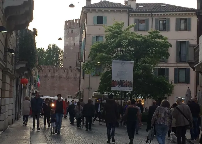 Via Roma 12 Gasthuis 4*
