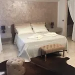 Via Roma 12 招待所 4*