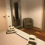 Via Roma 12 招待所 维罗纳