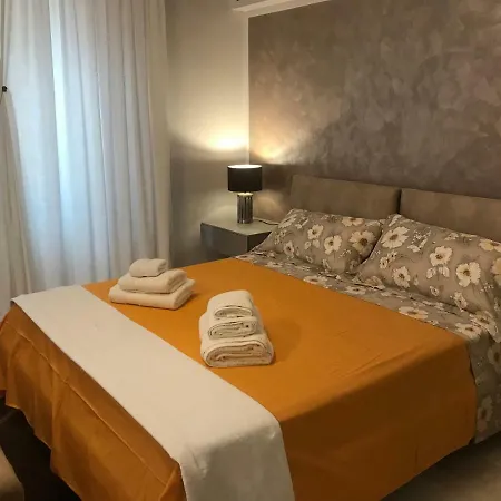 Via Roma 12 Гостевой дом Верона