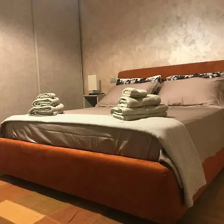 Via Roma 12 ゲストハウス ヴェローナ